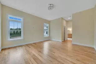 Nc Pine St, Port Jefferson, NY 11776 - Photo 18