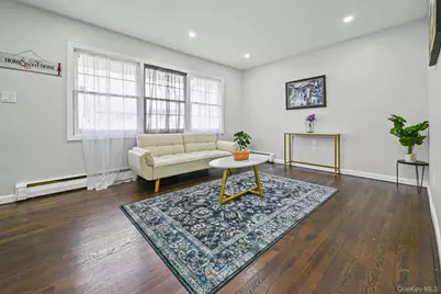 186 Westwood Drive, Brentwood, NY 11717 - Photo 8