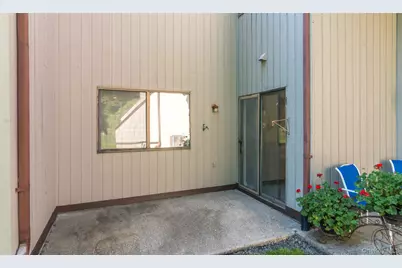 327 N Greeley Avenue, Chappaqua, NY 10514 - Photo 18