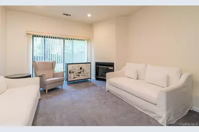 327 N Greeley Avenue, Chappaqua, NY 10514 - Photo 4