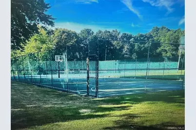 5 Laramie, Coram, NY 11727 - Photo 18