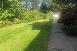 5 Laramie, Coram, NY 11727 - Photo 2