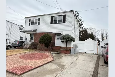 137-02 64th Road, Flushing, NY 11367 - Photo 2