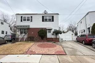 137-02 64th Rd, Flushing, NY 11367 - Photo 1