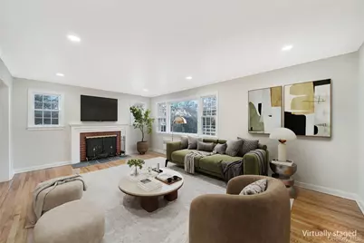 6 Elliott Place, Freeport, NY 11520 - Photo 4