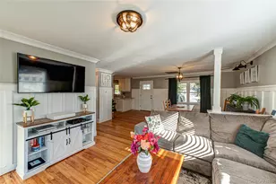 75 Hazard Ave, Huntington Station, NY 11746 - Photo 14