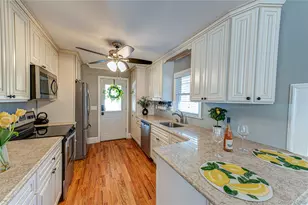 75 Hazard Ave, Huntington Station, NY 11746 - Photo 16