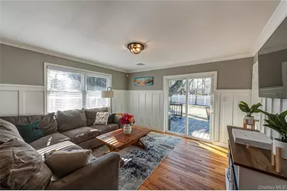 75 Hazard Avenue, Huntington Station, NY 11746 - Photo 12