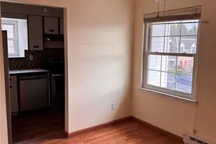 101-89 Sylvan Ave, Miller Place, NY 11764 - Photo 8