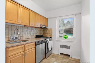 600 Bedford Road #15, Pleasantville, NY 10570 - Photo 4