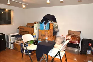 242 Munro Blvd, Valley Stream, NY 11581 - Photo 12