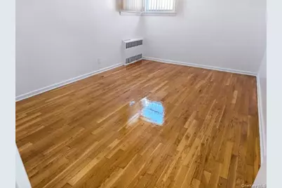 58-27 208 St, Bayside, NY 11364 - Photo 12