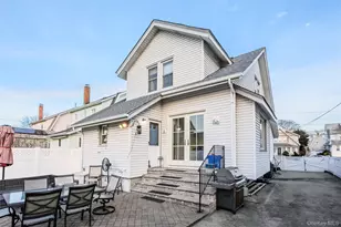 152 Rockaway Pkwy, Valley Stream, NY 11580 - Photo 20