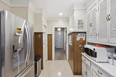 152 Rockaway Parkway, Valley Stream, NY 11580 - Photo 6