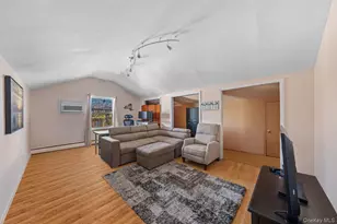 1 Lange Ct, Melville, NY 11747 - Photo 14