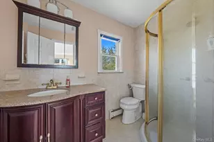 1 Lange Ct, Melville, NY 11747 - Photo 16