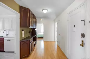 46 Terrace Cir, Great Neck, NY 11021 - Photo 6