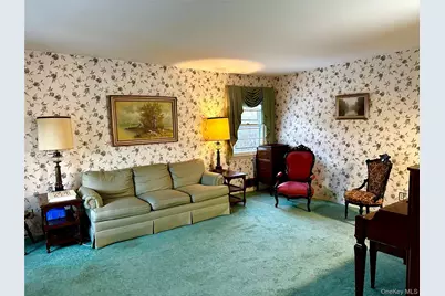 180-44 Grand Central Parkway, Jamaica, NY 11432 - Photo 4