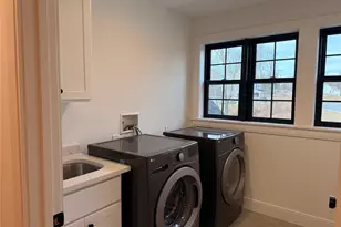 6 Conifer Ct, Poughkeepsie, NY 12603 - Photo 40