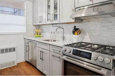 2575 Palisade Avenue #9F, Bronx, NY 10463 - Photo 12