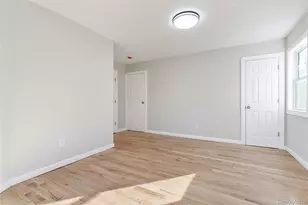 15 Bellaire Dr, Ridge, NY 11961 - Photo 30