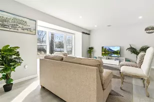 15 Bellaire Dr, Ridge, NY 11961 - Photo 6