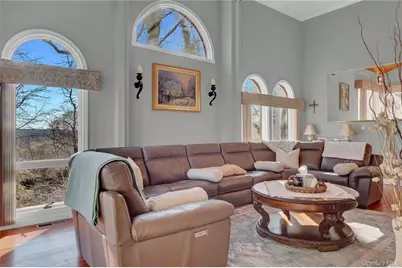 2 Riverview Terrace, Smithtown, NY 11787 - Photo 18