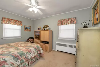 154 S Brush Drive, Valley Stream, NY 11581 - Photo 14