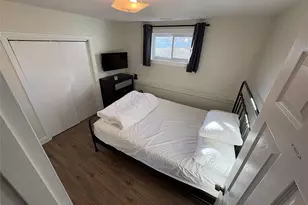 35 Holiday Park Dr, Centereach, NY 11720 - Photo 4