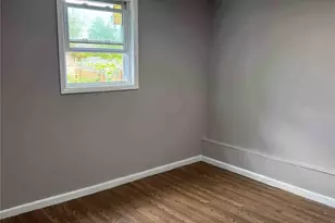 35 Holiday Park Dr, Centereach, NY 11720 - Photo 6