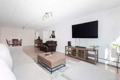 4 Consulate Drive #3D, Tuckahoe, NY 10707 - Photo 2