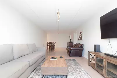 4 Consulate Drive #3D, Tuckahoe, NY 10707 - Photo 4