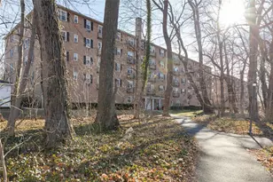 4 Consulate Dr, Tuckahoe, NY 10707 - Photo 20