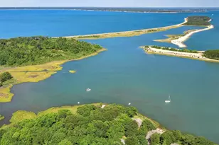 70 Glenview Dr, Southampton, NY 11968 - Photo 34