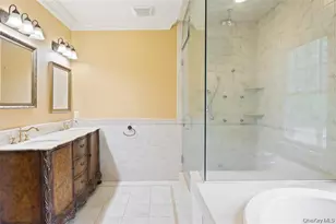 52 Brushy Neck Ln, Westhampton, NY 11977 - Photo 32