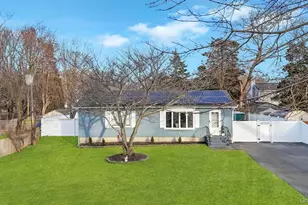 85 Craft Rd, Centereach, NY 11720 - Photo 2