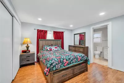 85 Craft Road, Centereach, NY 11720 - Photo 20