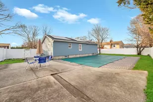 85 Craft Rd, Centereach, NY 11720 - Photo 10