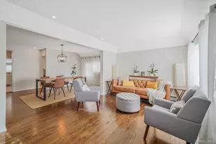 57 Fry Blvd, Patchogue, NY 11772 - Photo 4