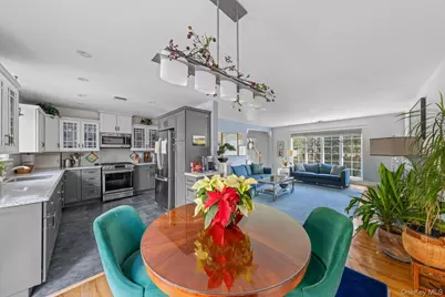 137 Cove Road, Huntington, NY 11743 - Photo 8