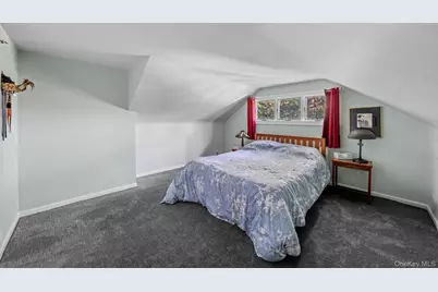 137 Cove Road, Huntington, NY 11743 - Photo 16