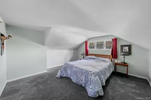 137 Cove Rd, Huntington, NY 11743 - Photo 16