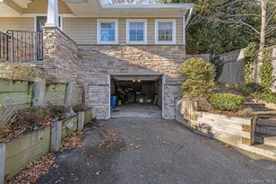 137 Cove Rd, Huntington, NY 11743 - Photo 24