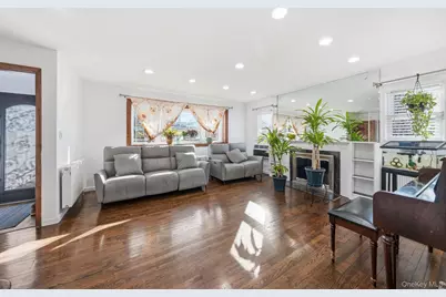 295 Union Avenue Avenue, Lynbrook, NY 11563 - Photo 8