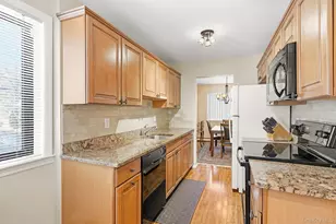 24 Carhart Ave, White Plains, NY 10605 - Photo 8