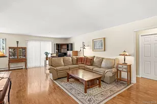 24 Carhart Ave, White Plains, NY 10605 - Photo 12