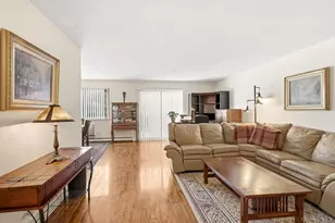 24 Carhart Ave, White Plains, NY 10605 - Photo 10