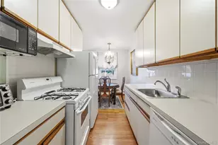 297 Merrick Rd, Amityville, NY 11701 - Photo 10