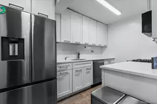 5425 Valles Ave, Bronx, NY 10471 - Photo 16