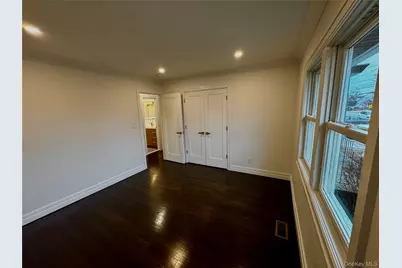 696 N Delaware Avenue, Lindenhurst, NY 11757 - Photo 10